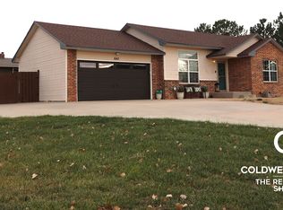 640 S Towns Blvd, Garden City, KS 67846