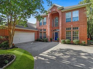 3209 River Bend Dr, Hurst, TX 76054