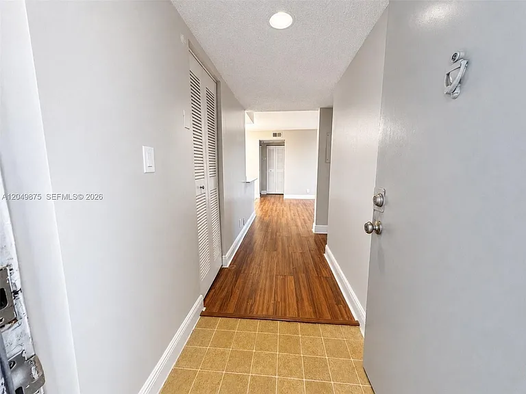 5612 Rock Island Rd #144 — Photo 2