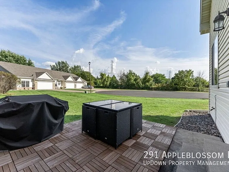 291 Appleblossom Ln — Photo 31