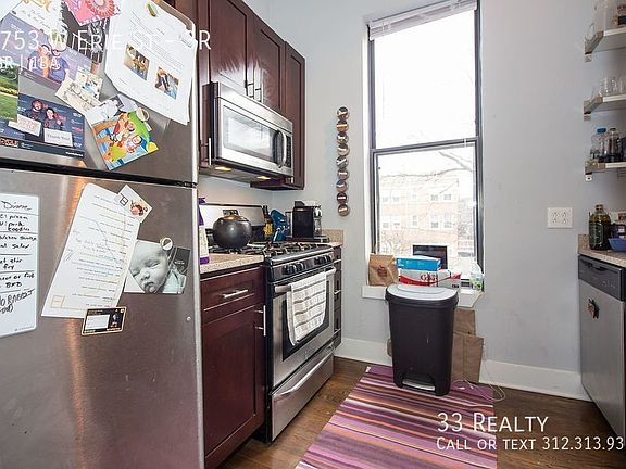 3rd image of 1753 W Erie St #3R