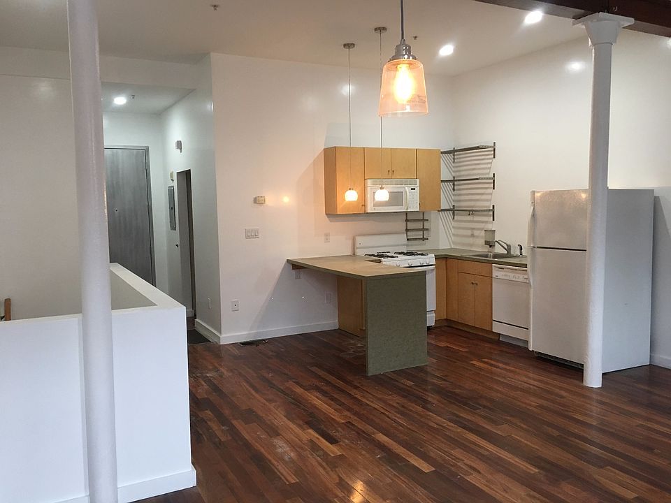 1st image of 100 Pearl St #4H