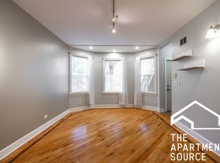 2933 N Ridgeway Ave #1F, Chicago, IL 60618