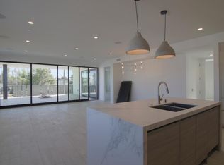 1014 5th St #2A, Coronado, CA 92118