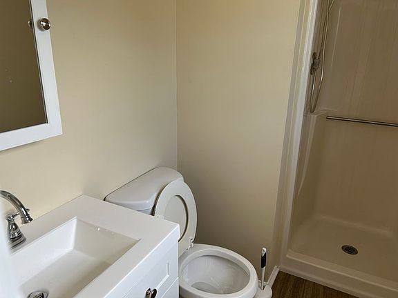3rd image of 809 Sledgehammer Dr