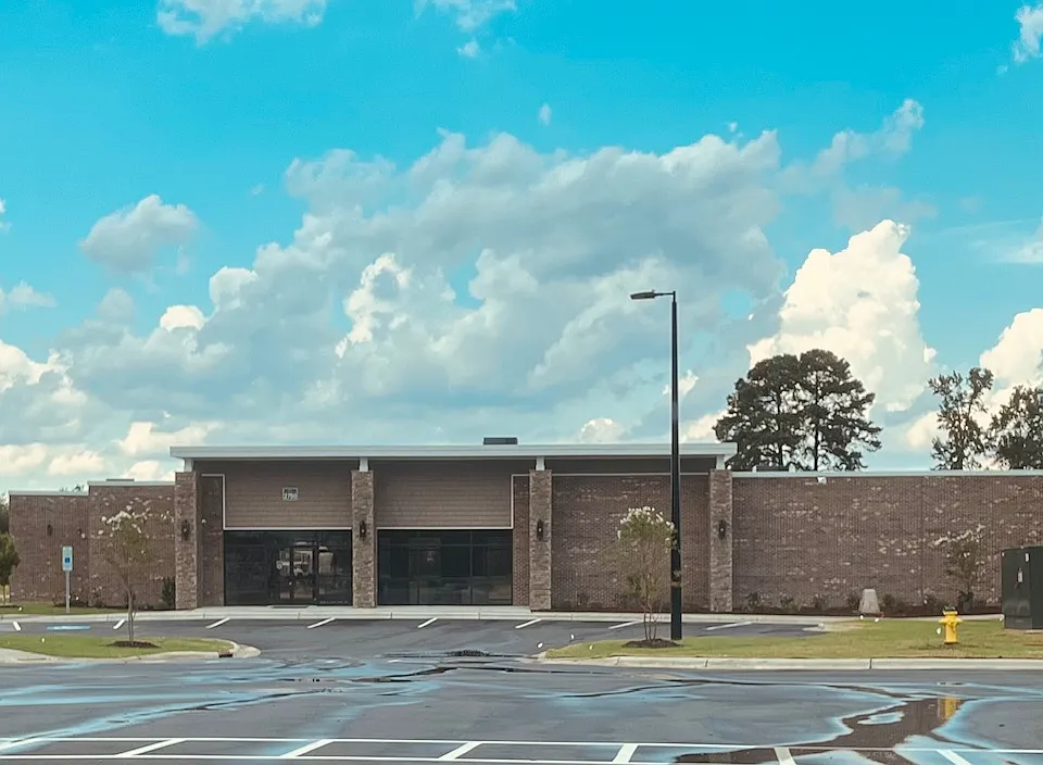 Building Photo 5