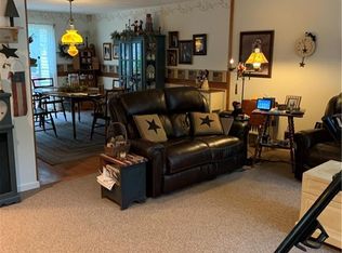 47 Governors Hl, West Warwick, RI 02893