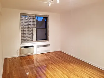 Rented by Max & Associates Realty Corp