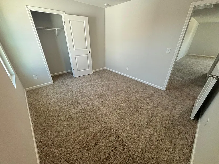 800 Putney Hill Rd — Photo 11