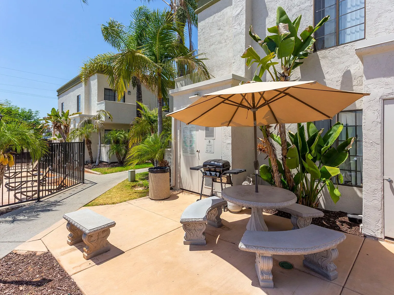Villa Terraza Apartments — Photo 2