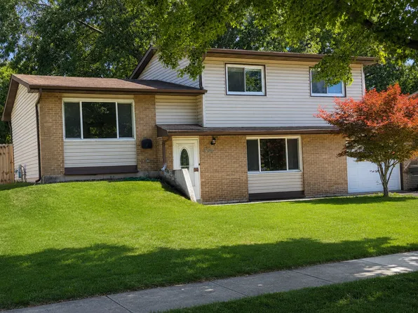 359 Ruth Cir, Bolingbrook, IL 60440