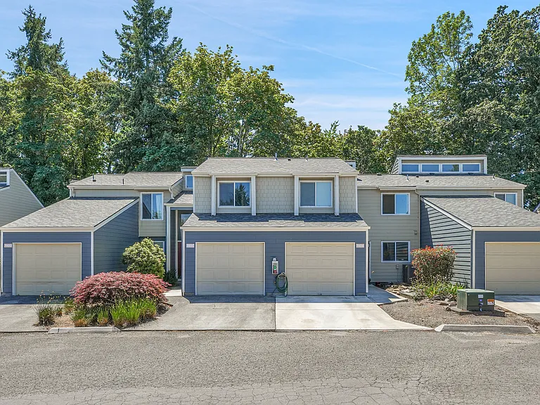 LOCKHAVEN HILL ESTATES — Photo 103