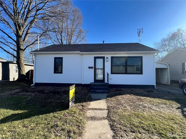 614 E Tyler Ave, Litchfield, IL 62056