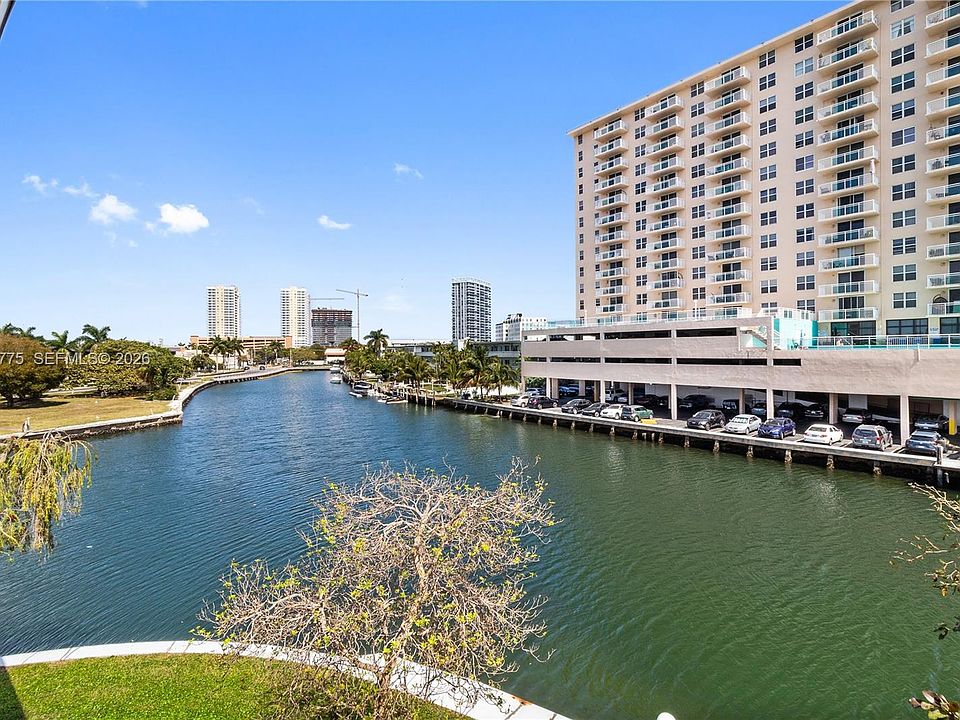 1st image of 450 Paradise Isle Blvd APT 302