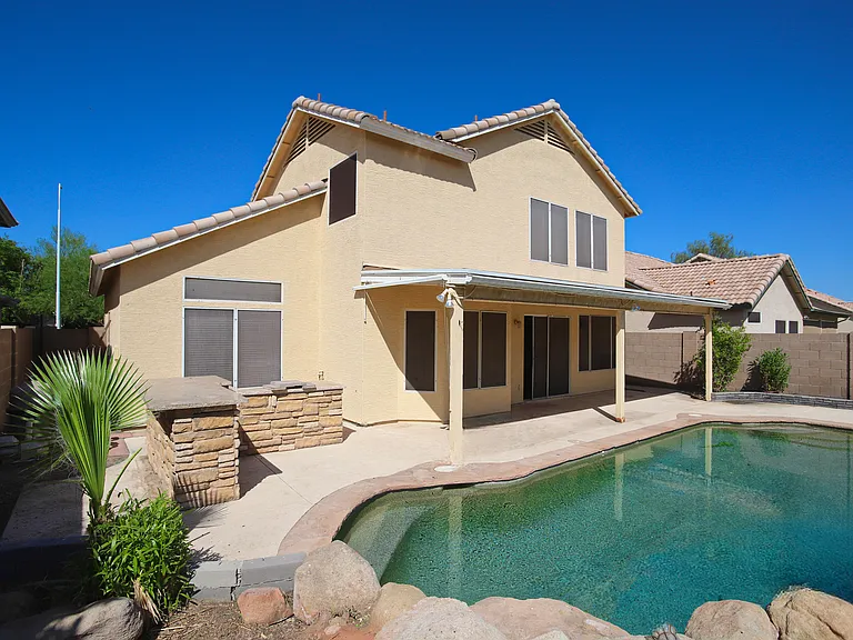 842 N Naples Dr — Photo 46