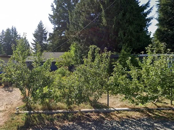 14033 Densmore Avenue N, Seattle, WA 98133