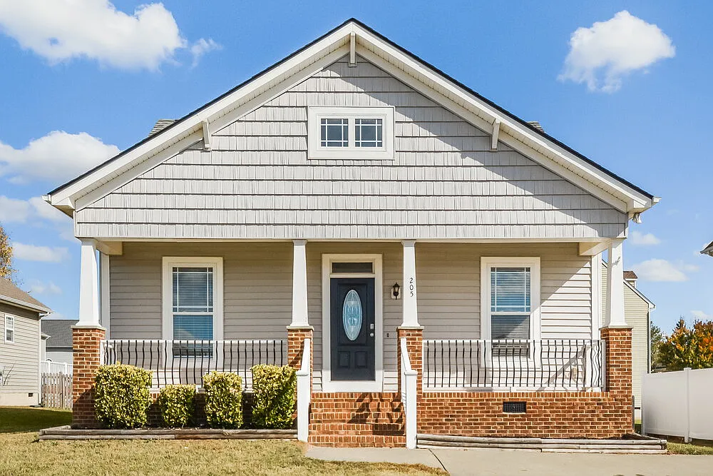 3 bed, 2.5 bath, 1410 sqft, $2,400 — Photo 1