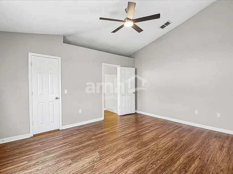 153 Timbercreek Pines Cir — Photo 9