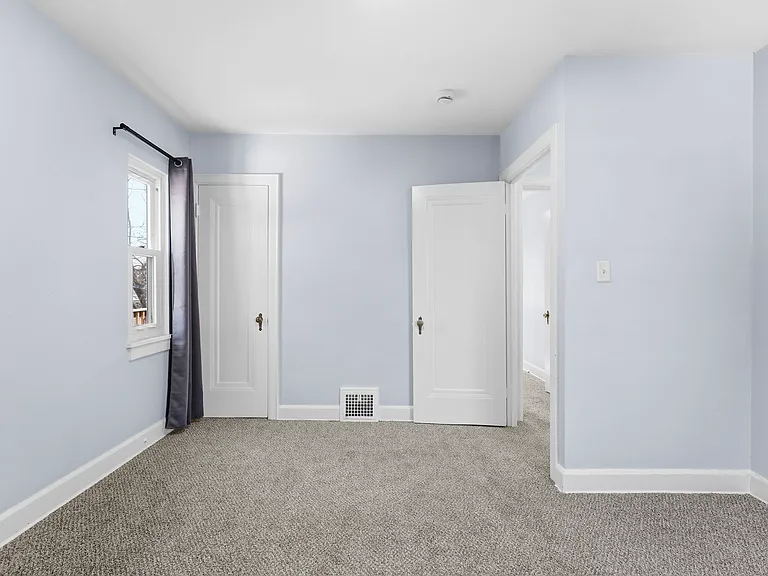 876 Eloise Dr #B — Photo 17