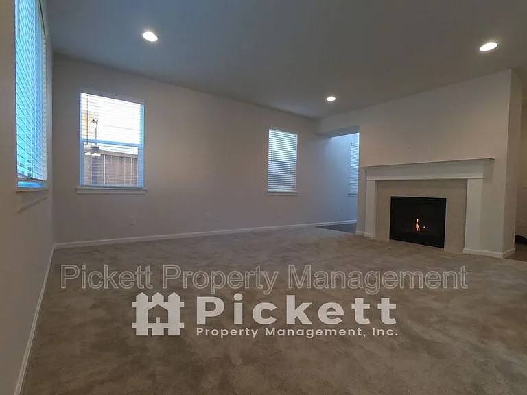 4222 Andasio Loop SE — Photo 7