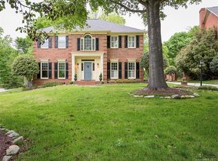 1300 Manicott Dr, Matthews, NC 28105