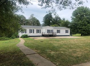 295 M Cain Rd, Brandenburg, KY 40108