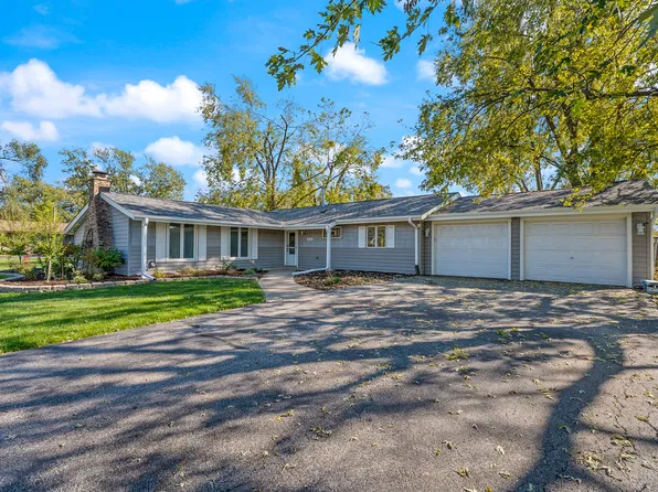 8941 Chadbourn Dr, Orland Park, IL 60462
