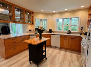 14000 Pickett St SUITE B, Anchorage, AK 99516