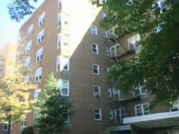 1717 East 18th Street image 1 of 1