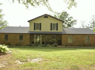 615 Mill Creek Farms Rd, Troy, IL 62294