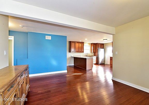 5th image of 4216 W 101st St