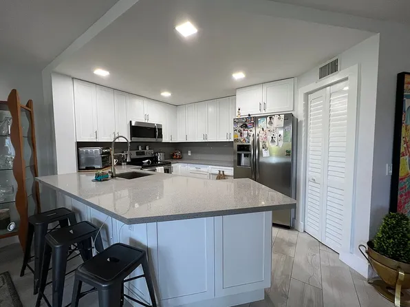 1300 SW 125th Ave APT 113K, Hollywood, FL 33027