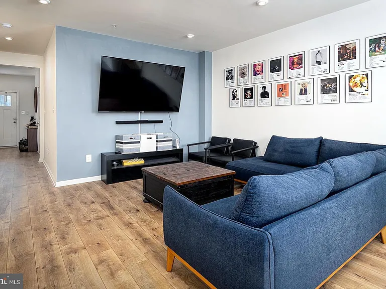 7123 Millstone Rd — Photo 4