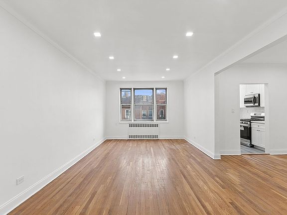 5th image of 6861 Yellowstone Blvd APT 705