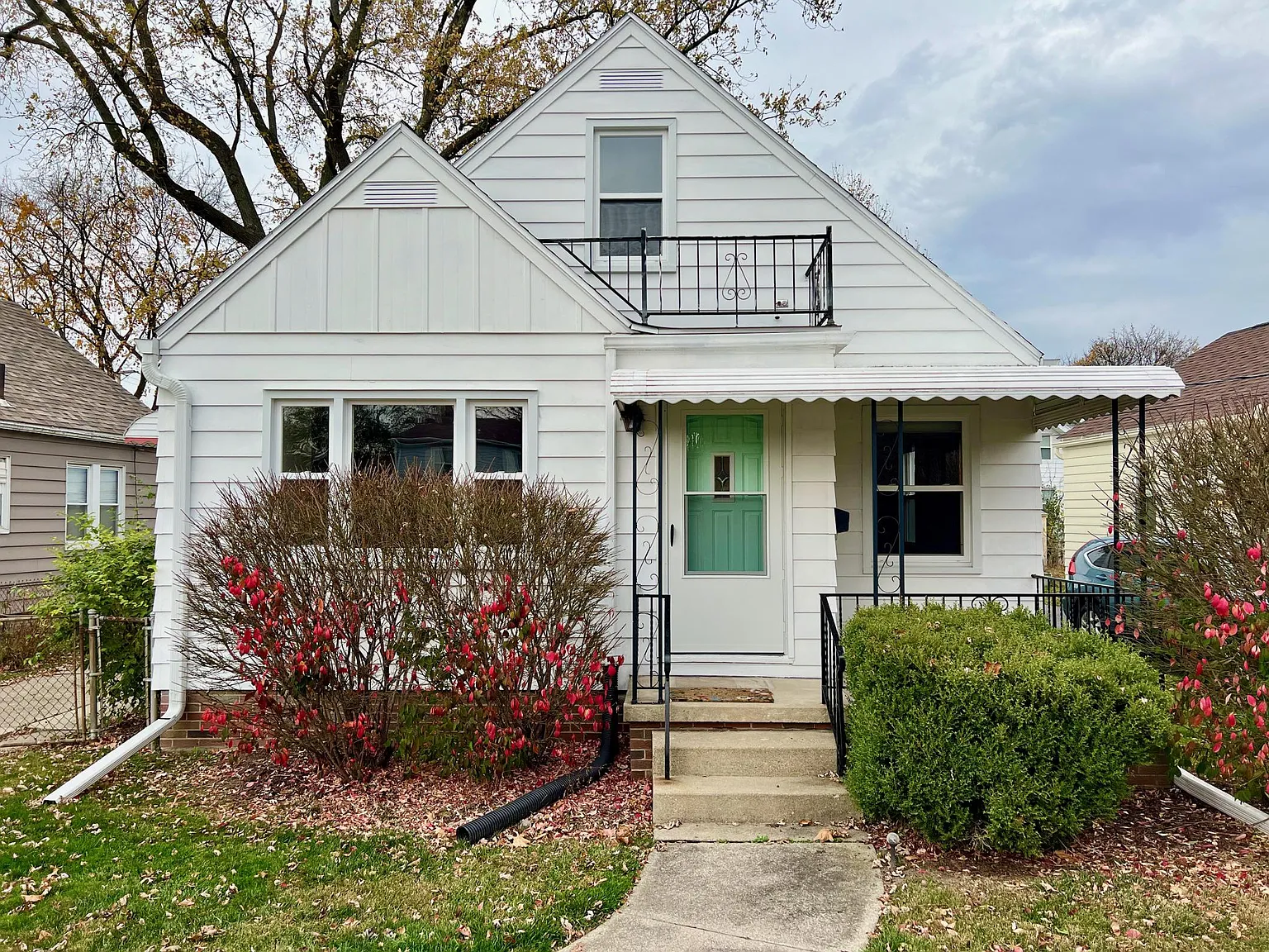 1717 Orleans Dr — Photo 2