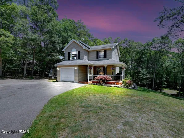 43 Crown Point Dr S, East Stroudsburg, PA 18302