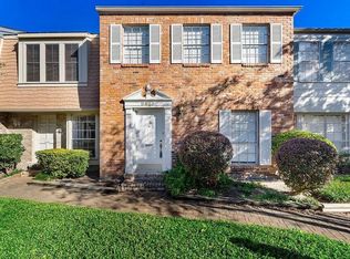 6463 Burgoyne Rd, Houston, TX 77057