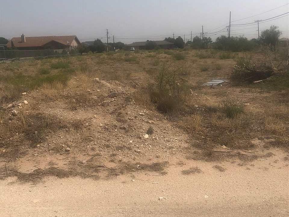 1st image of N Davis Ln