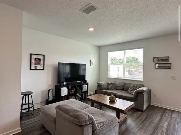 6359 Kay Morgan Ln, Gibsonton, FL 33534