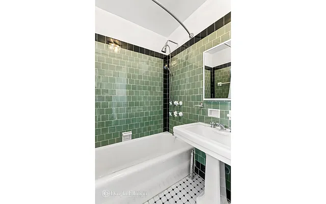 Sold by Douglas Elliman | media 15