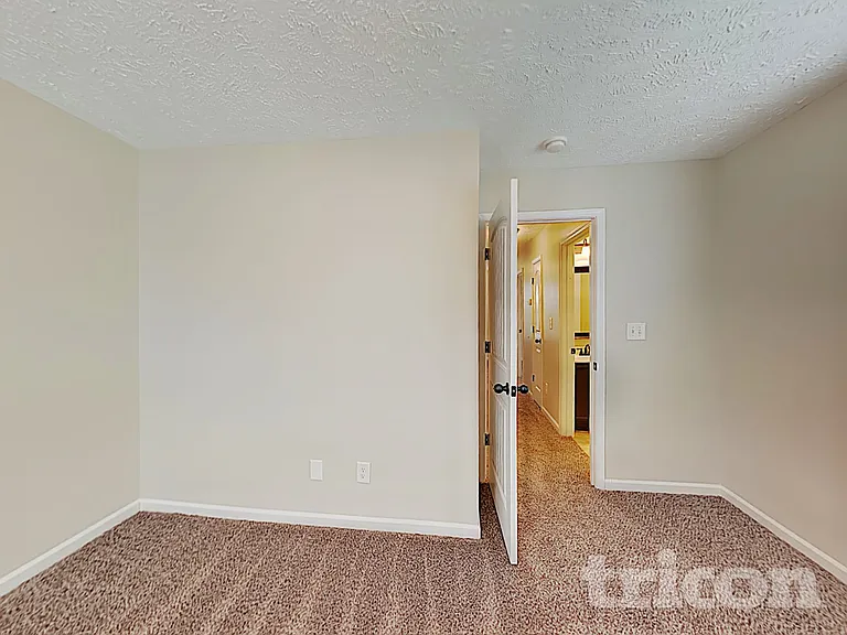 1257 Morstead Dr — Photo 13