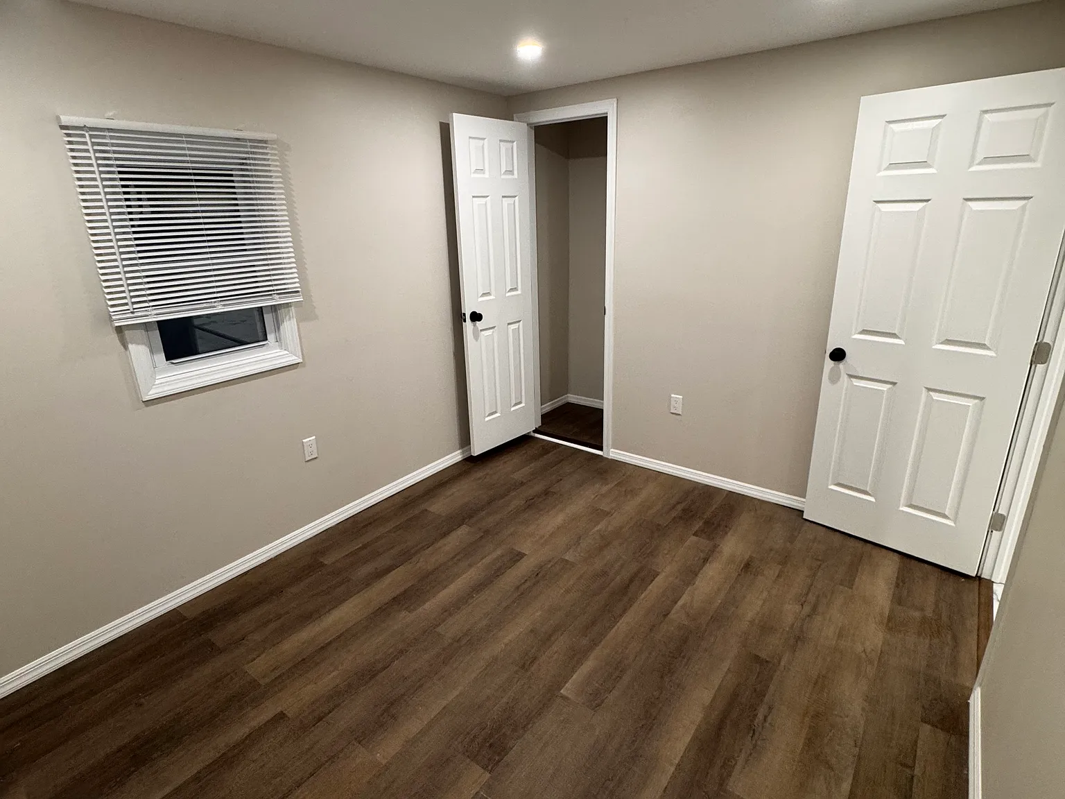 150 N Delaware Ave — Photo 4