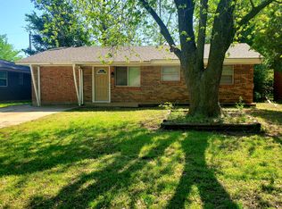 708 S Brookview Ln, Mustang, OK 73064