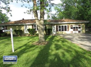 366 Manor Pl, Aurora, IL 60506