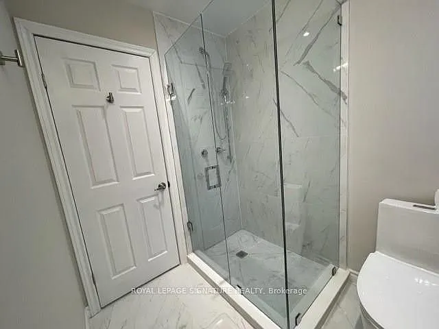 5749 Lakeshore Rd #1 — Photo 19