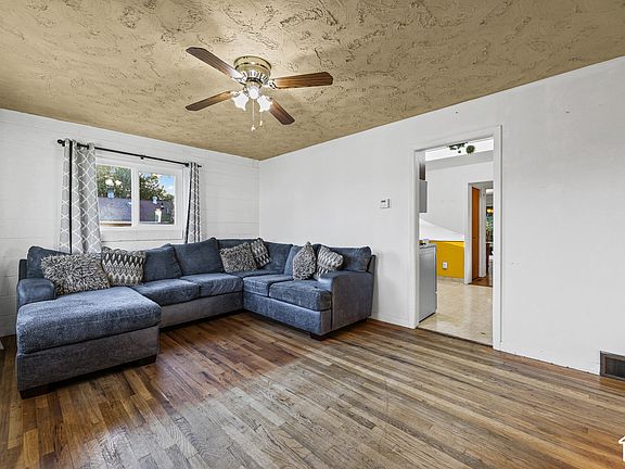 4th image of 363 Highland Dr