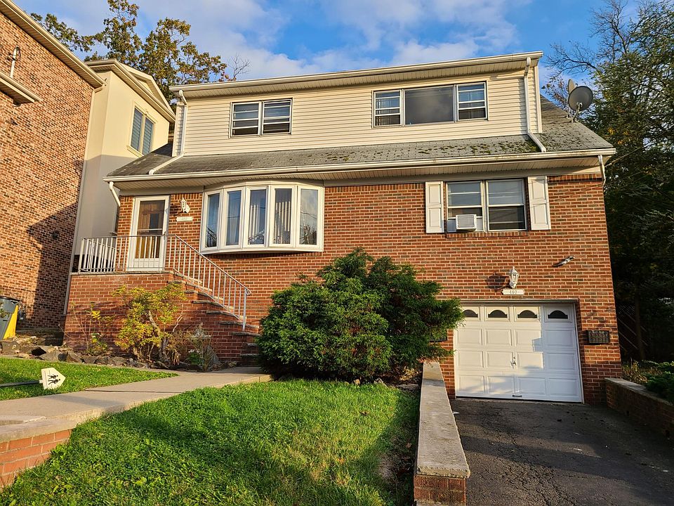1st image of 460 9th St