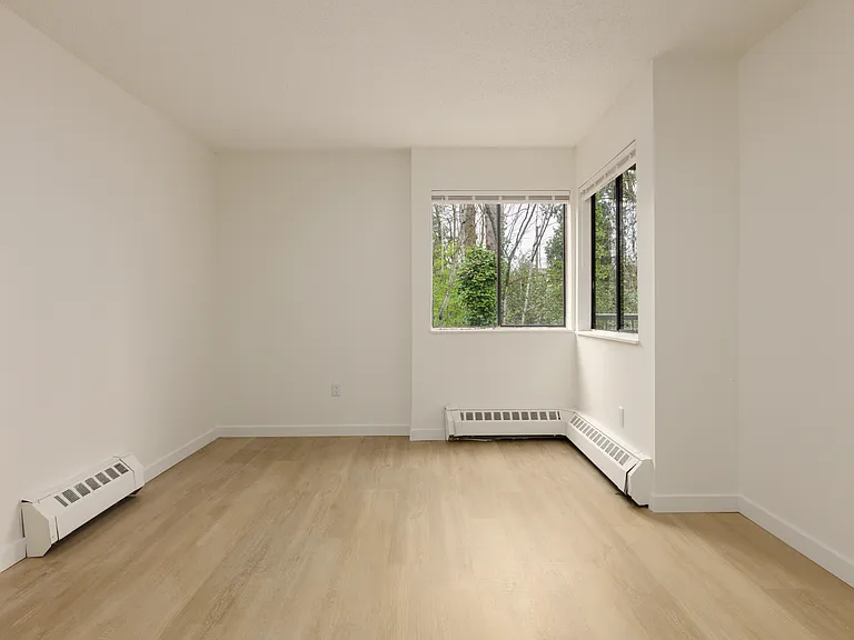 1859 Woodway Pl — Photo 16