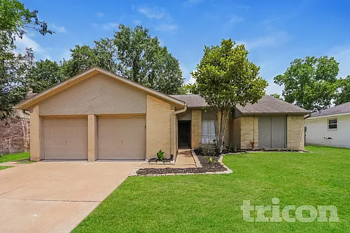 15802 Echo Canyon Dr Photo 1