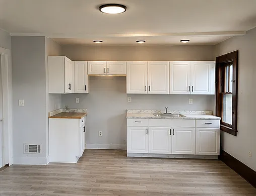 3 bed, $1,850 — Photo 4